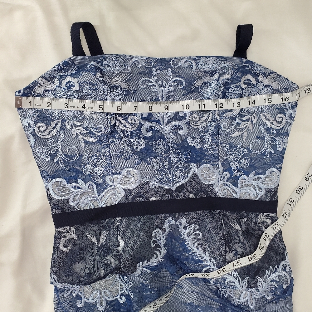 NWT Marchesa Notte 3D Embroidered Grosgrain Midi Cocktail Dress Blue Sz 8 - Picture 16 of 16